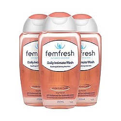 femfresh 芳芯 澳版femfresh芳芯私处洗护液*3瓶 洋甘菊女性清洗护理液
